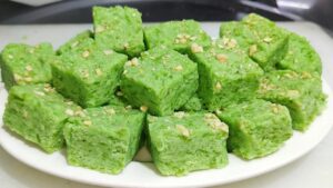 घर पर बनाएं स्वादिष्ट लौकी की बर्फी
